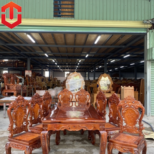 BÀN ĂN TRÀM HOÀNG GIA 8 GHẾ - Ảnh 2