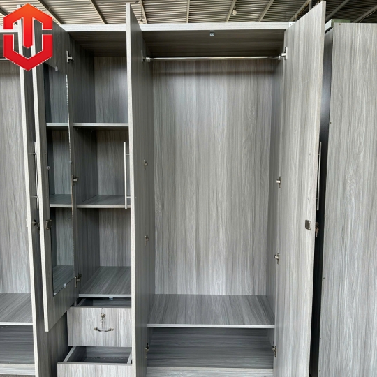 TỦ ÁO MDF 5 CÁNH 2M LÕI XANH CHỐNG ẨM - MÀU SẮC THIẾT KẾ HIỆN ĐẠI GIÚP SẢN PHẨM PHÙ HỢP VỚI KHÔNG GIAN SỐNG TỪ HIỆN ĐẠI TỚI CỔ ĐIỂN - Ảnh 3
