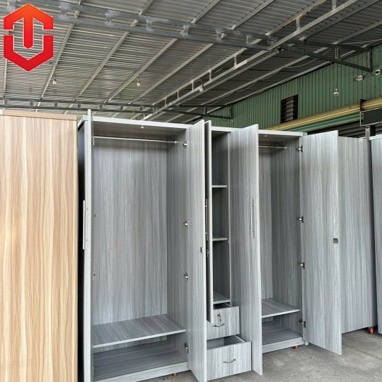 TỦ ÁO MDF 5 CÁNH 2M LÕI XANH CHỐNG ẨM - MÀU SẮC THIẾT KẾ HIỆN ĐẠI GIÚP SẢN PHẨM PHÙ HỢP VỚI KHÔNG GIAN SỐNG TỪ HIỆN ĐẠI TỚI CỔ ĐIỂN - Ảnh 5